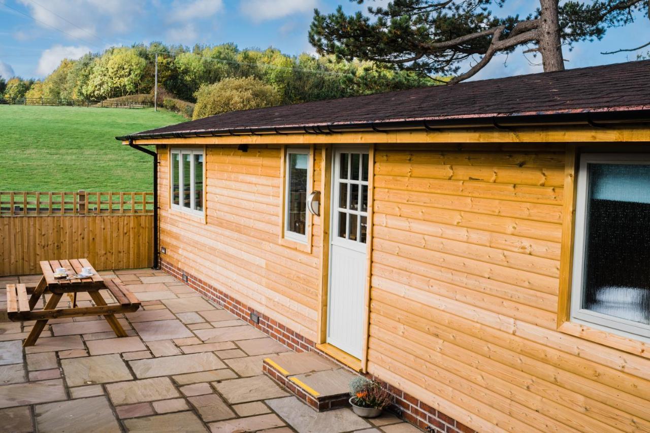 Low Moor Lodge Scarborough Exterior photo